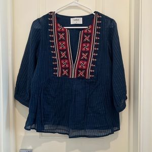 Bash printed navy blouse. Super cute. Great quality. Excellent condition.